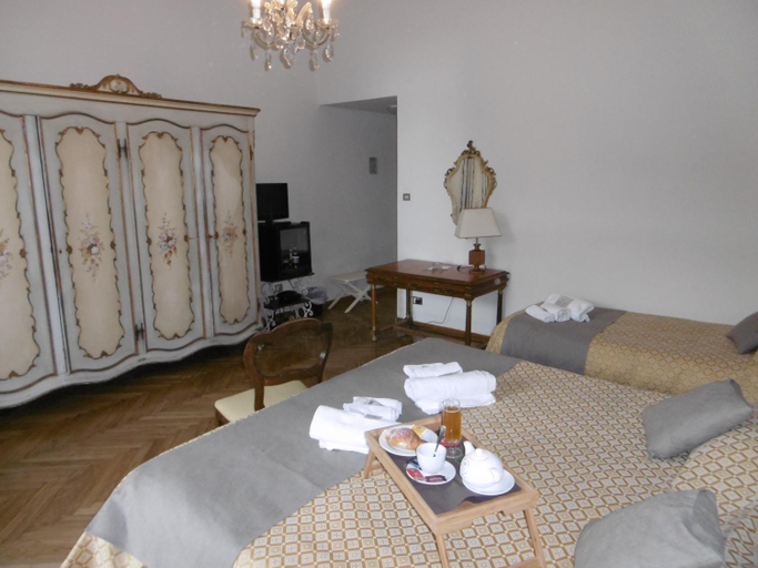 Bedroom 26