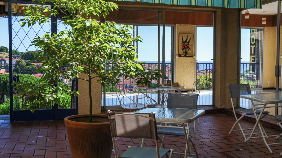 Food & Drinks 3, Hôtel Ambeille, Pyrénées-Orientales