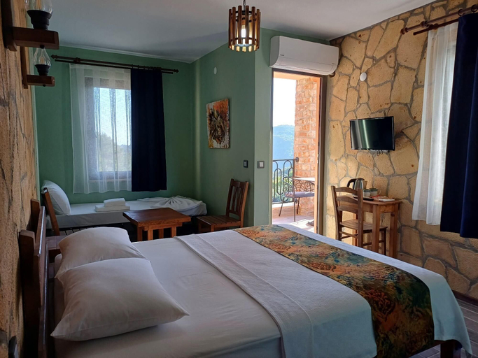 Others 3, İda Lythos, Ayvacık
