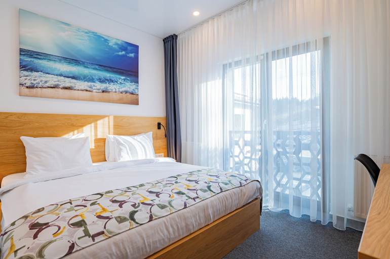 Bedroom 2, Q Villa, Sacele