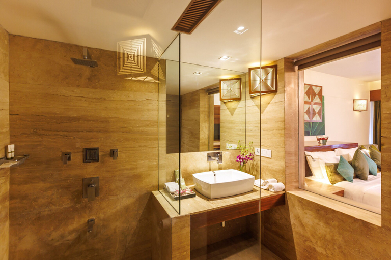 Bathroom 3, Hotel Hilltone, Sirohi