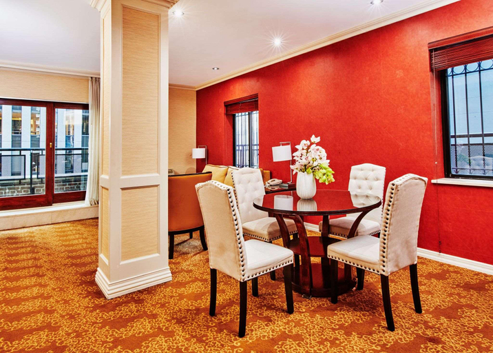 Food & Drinks 5, Radio City Apartments, New York