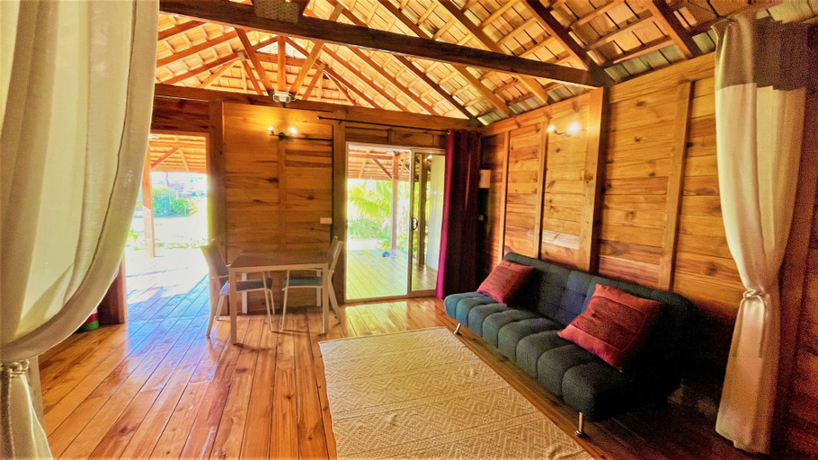Room 4, Raiatea - Orion Pool Bungalow