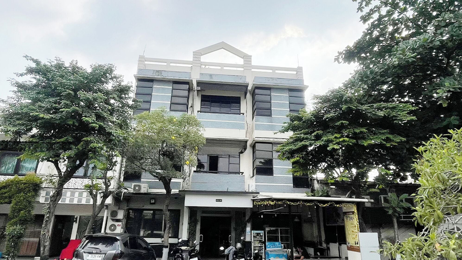 Exterior & Views, Koolkost Taman Duta, Depok