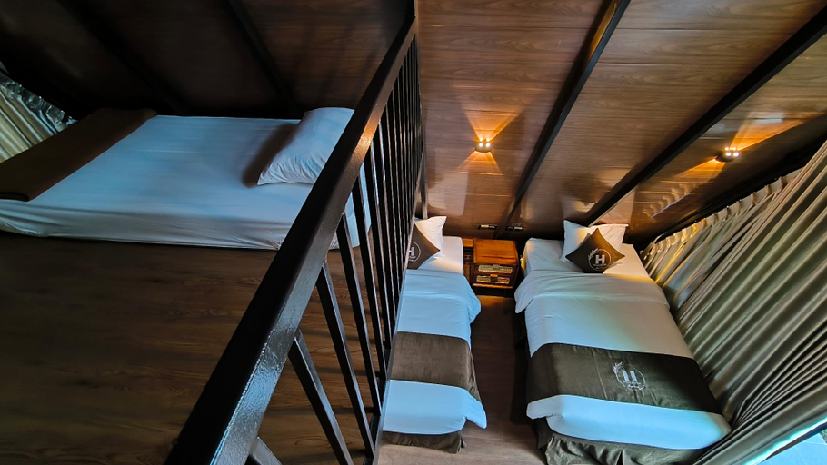 Bedroom 15
