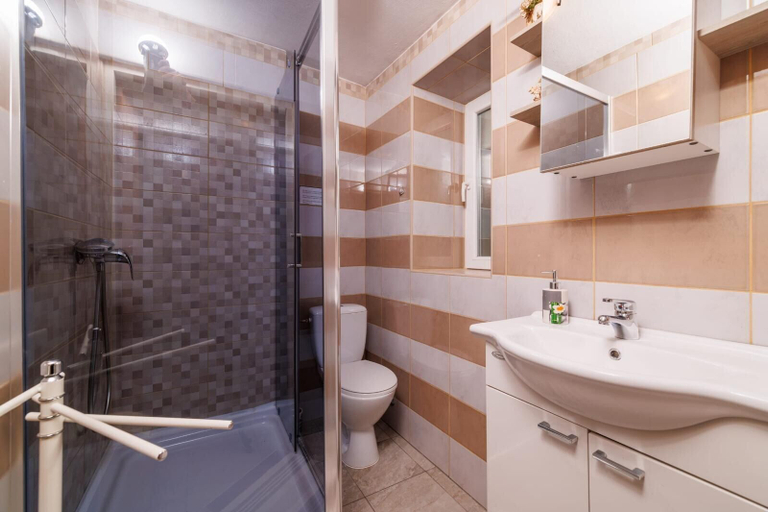 Bathroom 4, Holiday house Bribirka, Vinodolska