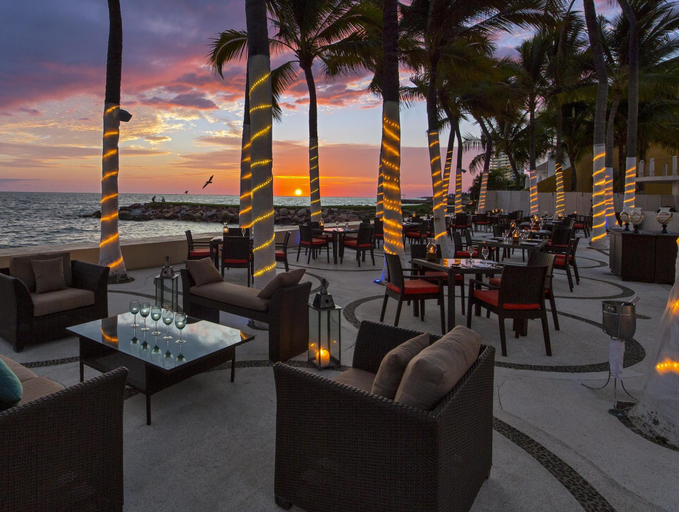 Food & Drinks 5, Club Regina Puerto Vallarta managed by Accor, Puerto Vallarta