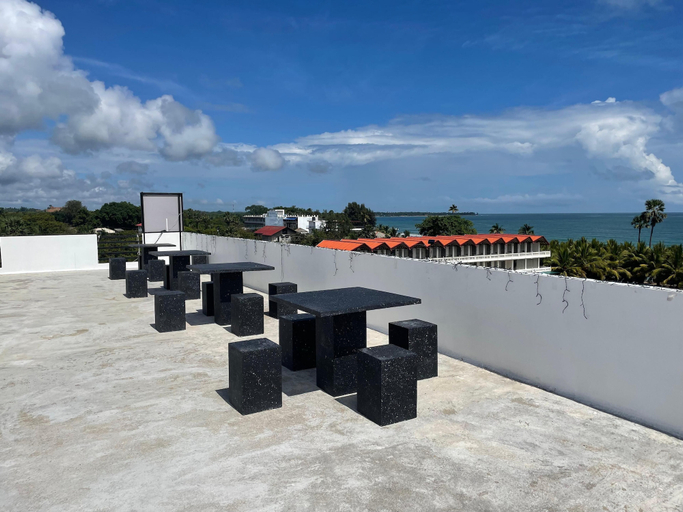 Public Area, Trinco Star Hotel, Trincomalee Town and Gravets