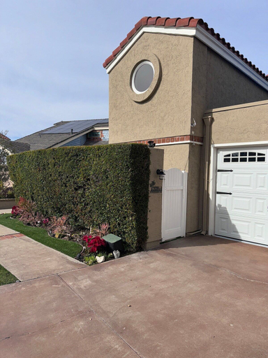 Others 5, Studio in Quiet Gated SFR Community, Orange