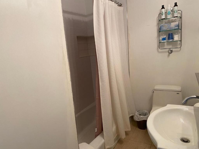 Bathroom 4, Pikes Peak Paradise Bed and Breakfast, Teller
