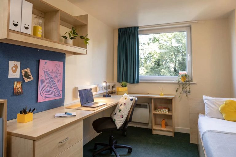 Others 4, Burley Road - Campus Accommodation, Leeds