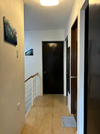 Others 4, Mactan Cebu Guesthouse - ideal for friends & families, 3km from Mactan airport, Lapu-Lapu City