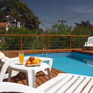 Others 2, Hosteria Nirvana, Villa Gesell