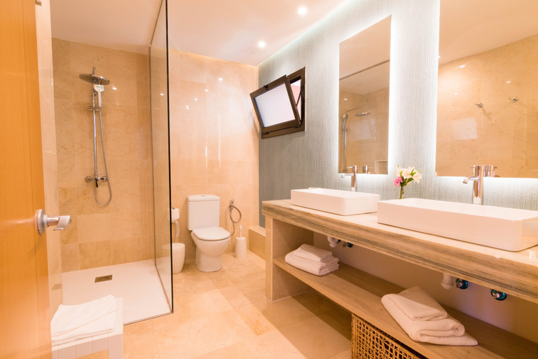 Bathroom 4, Serenity Amadores, Las Palmas