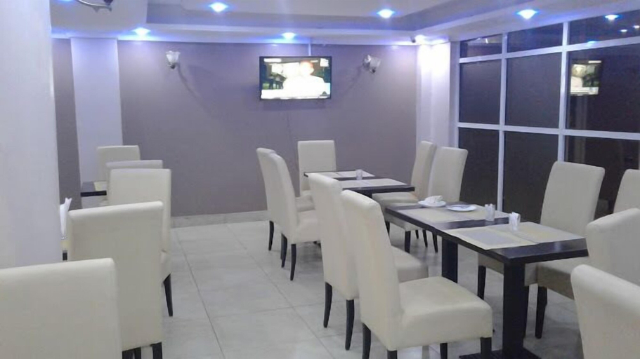 Food & Drinks 4, The Junction Hotel & Suites, Kitutu Chache South