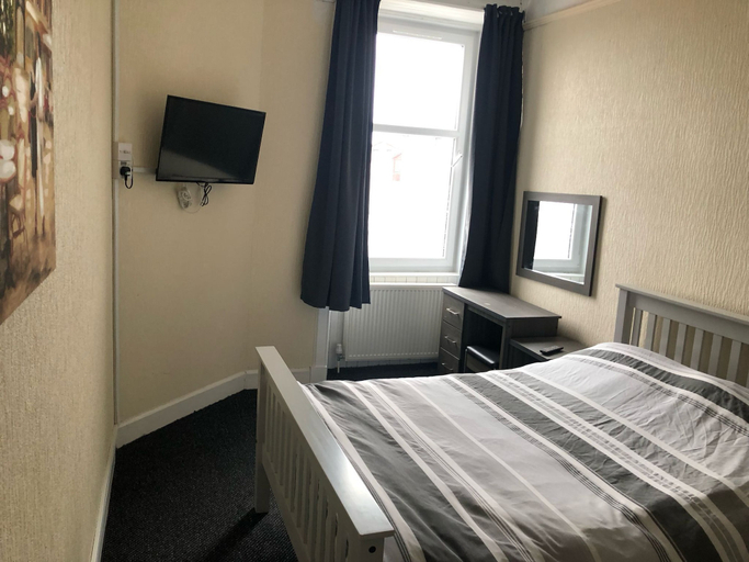 Bedroom 3, Railway Inn, Fife
