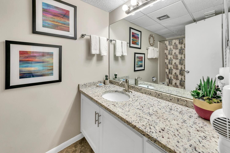 Bathroom 5, Windward 604 at Edgewater, Bay