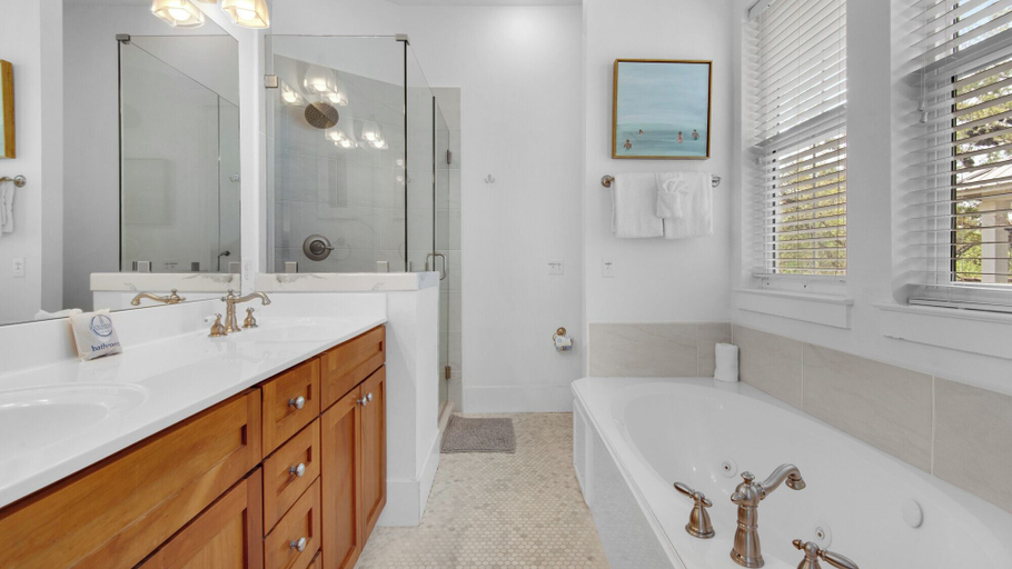 Bathroom 3, Private Pool, Minutes to the Gulf - Pet Friendly + 5 Bikes: Sleeps 12, Walton