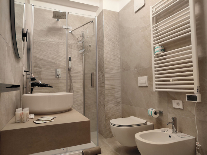 Others 5, CconfortHotels Maison 104, Bari