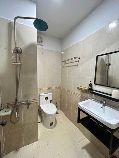 Bathroom 3, Ruby Home, Ho Chi Minh City