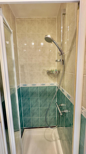 Bathroom 3, Piccolino Hotel, London
