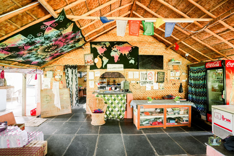 Public Area, Waterfall Guesthouse, Koppal