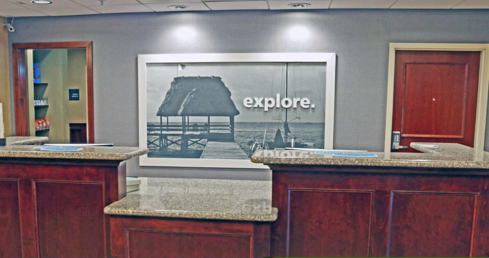 Public Area 2, Hampton Inn & Suites Norfolk-Airport, Norfolk