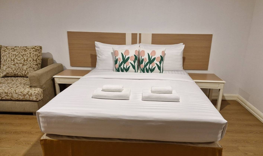 Bedroom 25