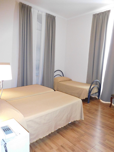 Bedroom 24