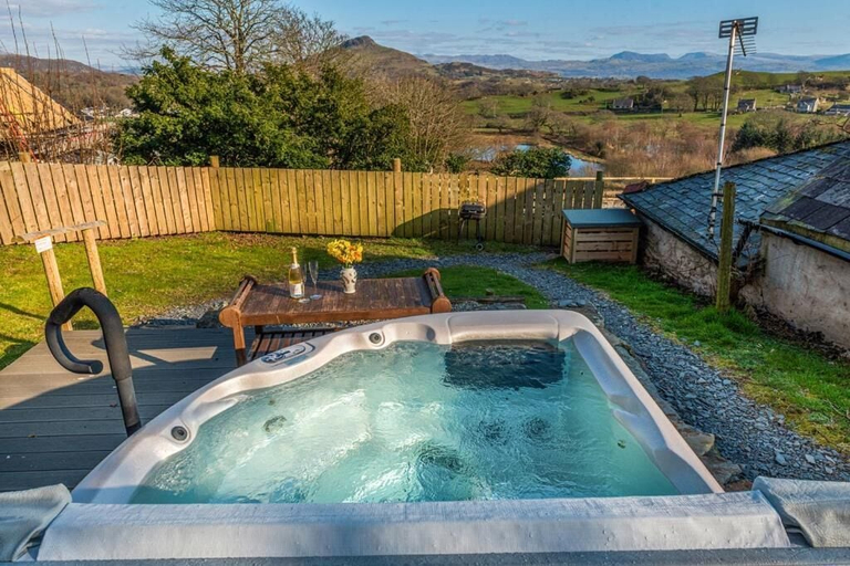 Others 3, Eisteddfa Country House and Cottages, Gwynedd