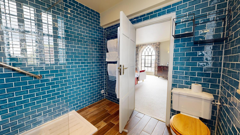 Bathroom 3, Castle Hotel, Somerset