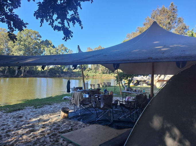 Others 3, Worlds Apart - River Front Guest Farm & Camping, Cape Winelands