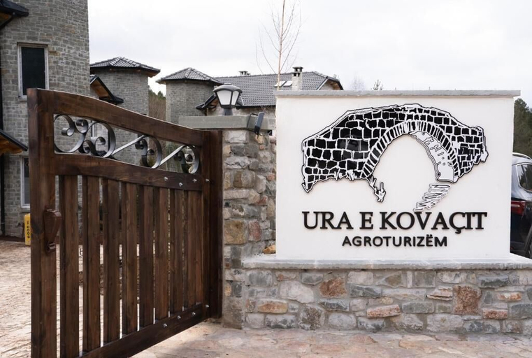 Exterior & Views 2, Ura e Kovacit Agrotourism, Korçës