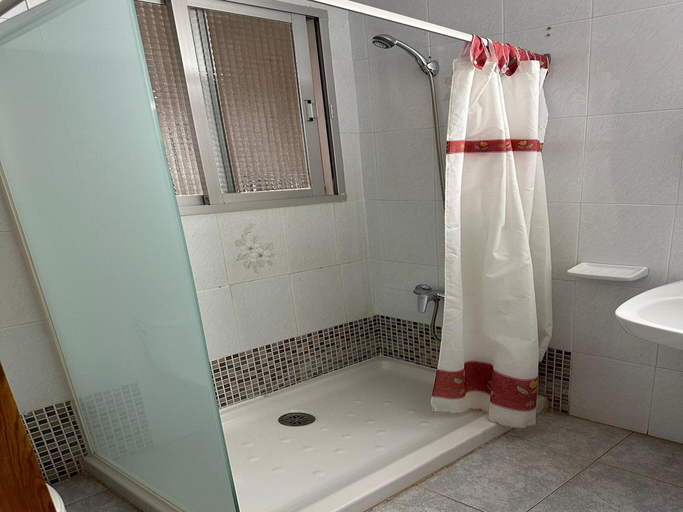 Others 5, Apartment near sea beach and vibrant center, Valencia