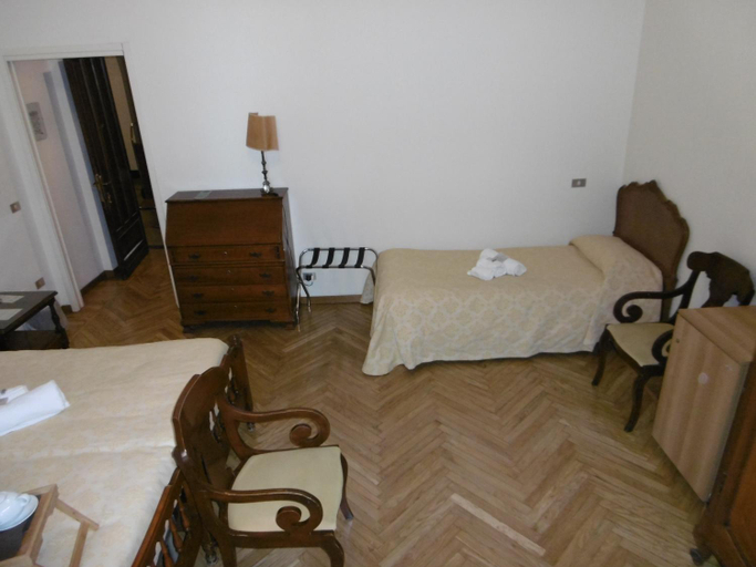 Bedroom 14