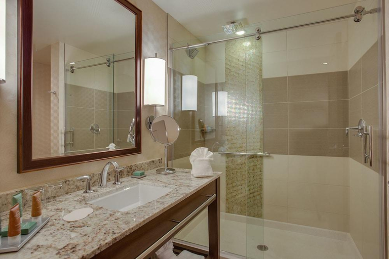 Bathroom 4, The Lodge at Cliff Castle Casino, Yavapai