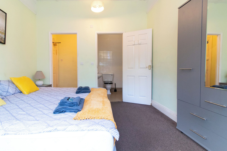 Others 5, Thornbury Guest House Room 2, Southampton