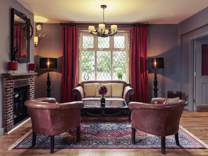 Public Area 3, Mercure Thame Lambert Hotel, Oxfordshire