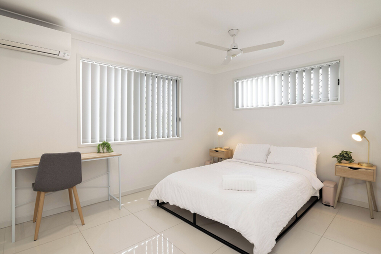 Others 3, Smart Suites Self Check-in Apartments - 39A Freney, Rocklea