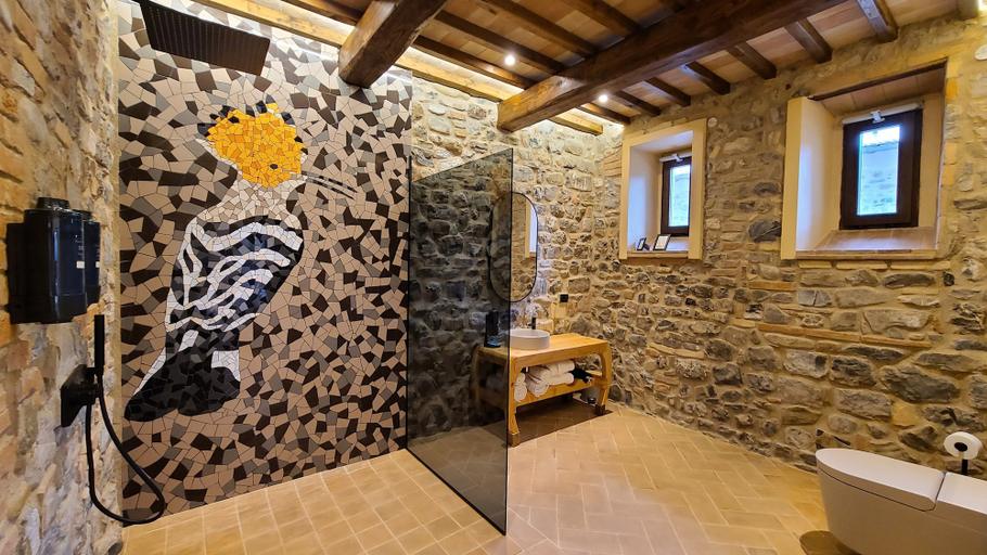 Bathroom 4, La Torre sulla via Francigena, Florence
