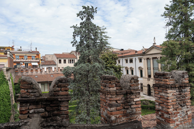 Exterior & Views 2, La Merope Guest House de Charme, Verona