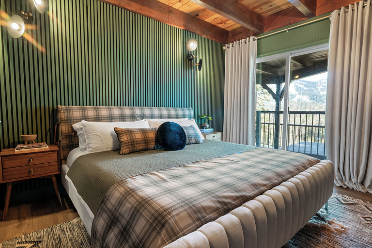 Bedroom 3, Ski View Chalet, San Bernardino