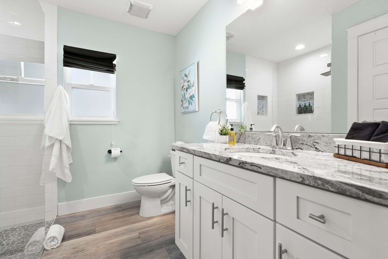 Room 3, 5 Minutes to Beach and Downtown Fire pit Grill, Saint Johns