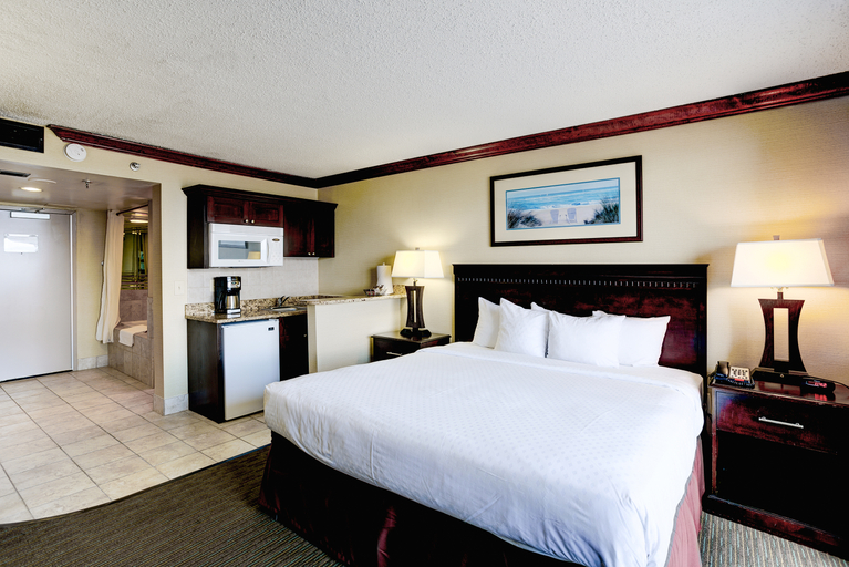 Bedroom 3, Beach Quarters Resort, Virginia Beach