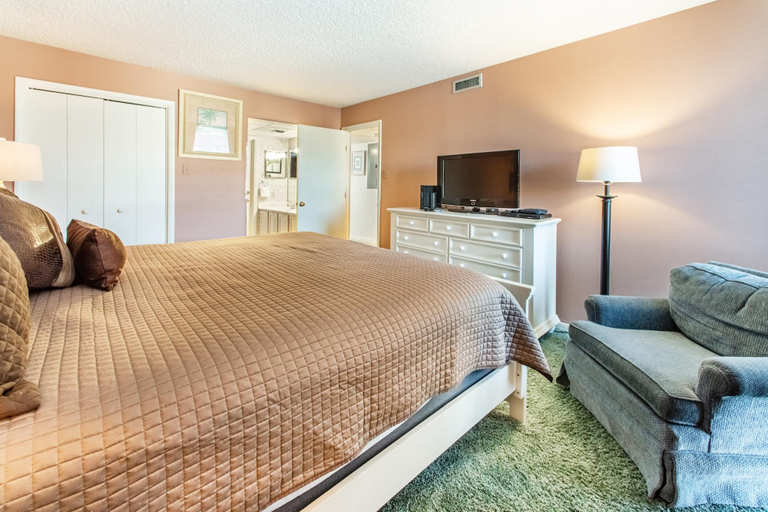 Bedroom 4, Windward 106 at Edgewater, Bay