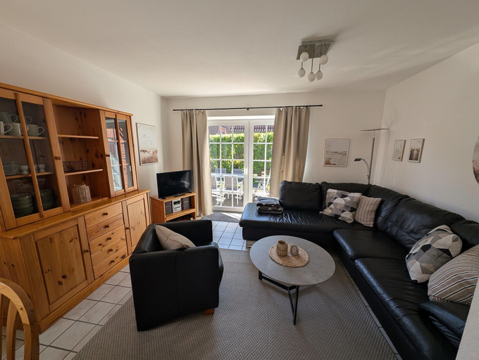 Living room 2, Gemutliche Doppelhaushalfte in Nessmersiel, Aurich