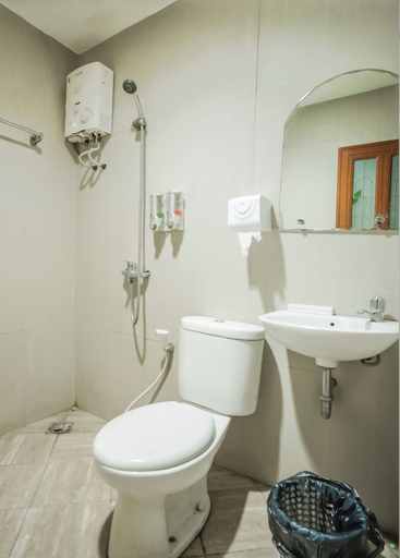 Bathroom 5, Townhouse Oak Ilir Timur I Near Ptc Mall, Palembang