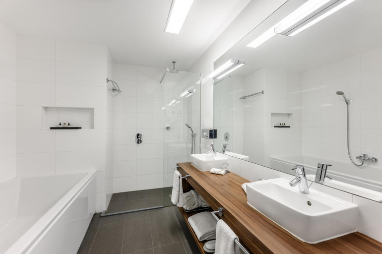 Bathroom 4, Nemzeti Hotel Budapest - MGallery Collection, Budapesti