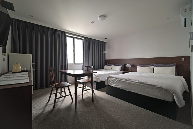 Bedroom 4, Hotel GonggamGonggan Busan station, Dong