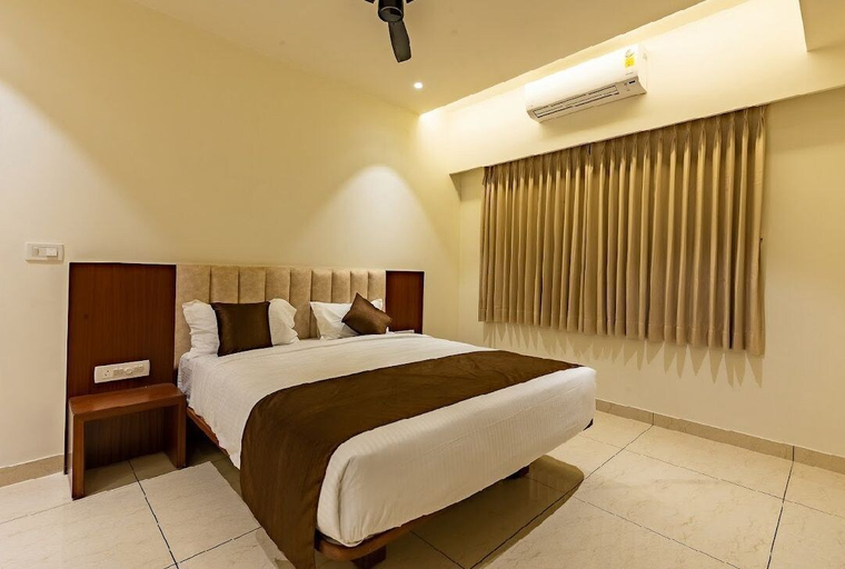 Bedroom 2, Patel Comforts Inn & Suites, Mysore